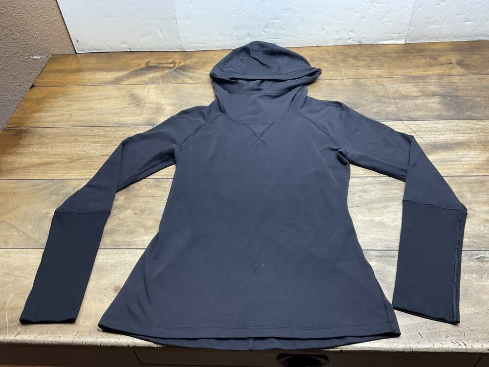Lululemon Brisk Running Women’s Hoodie Black Size 6